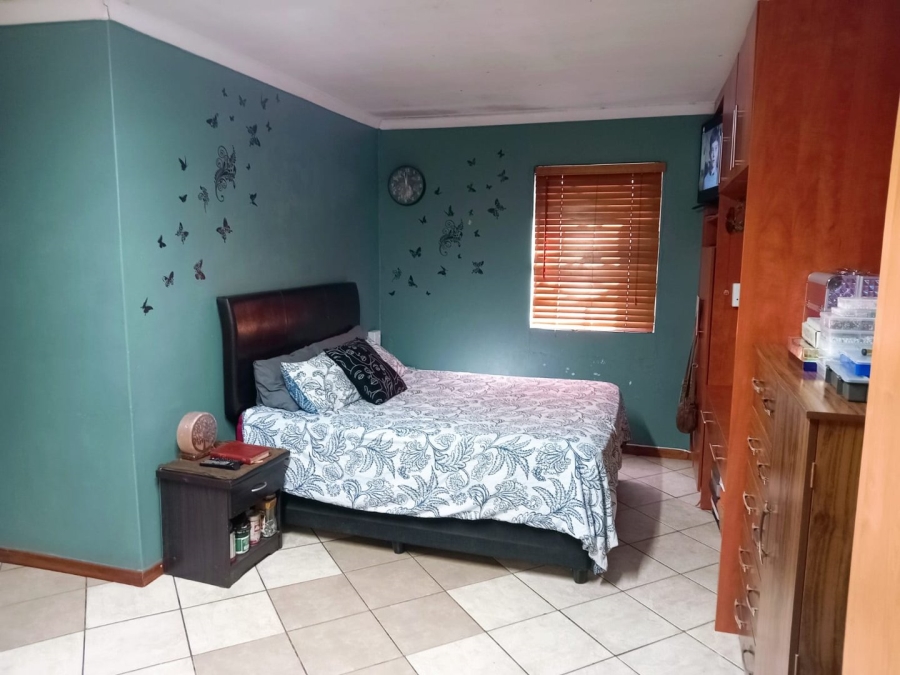 3 Bedroom Property for Sale in Forest Village Western Cape